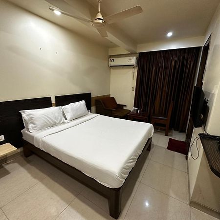 The Saffron Suites Sasupada Exterior photo